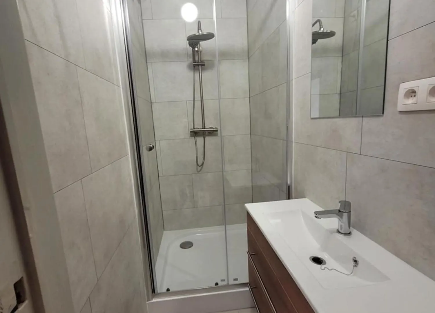 Ruim Appartement Dichtbij Zee Ostende Belgie