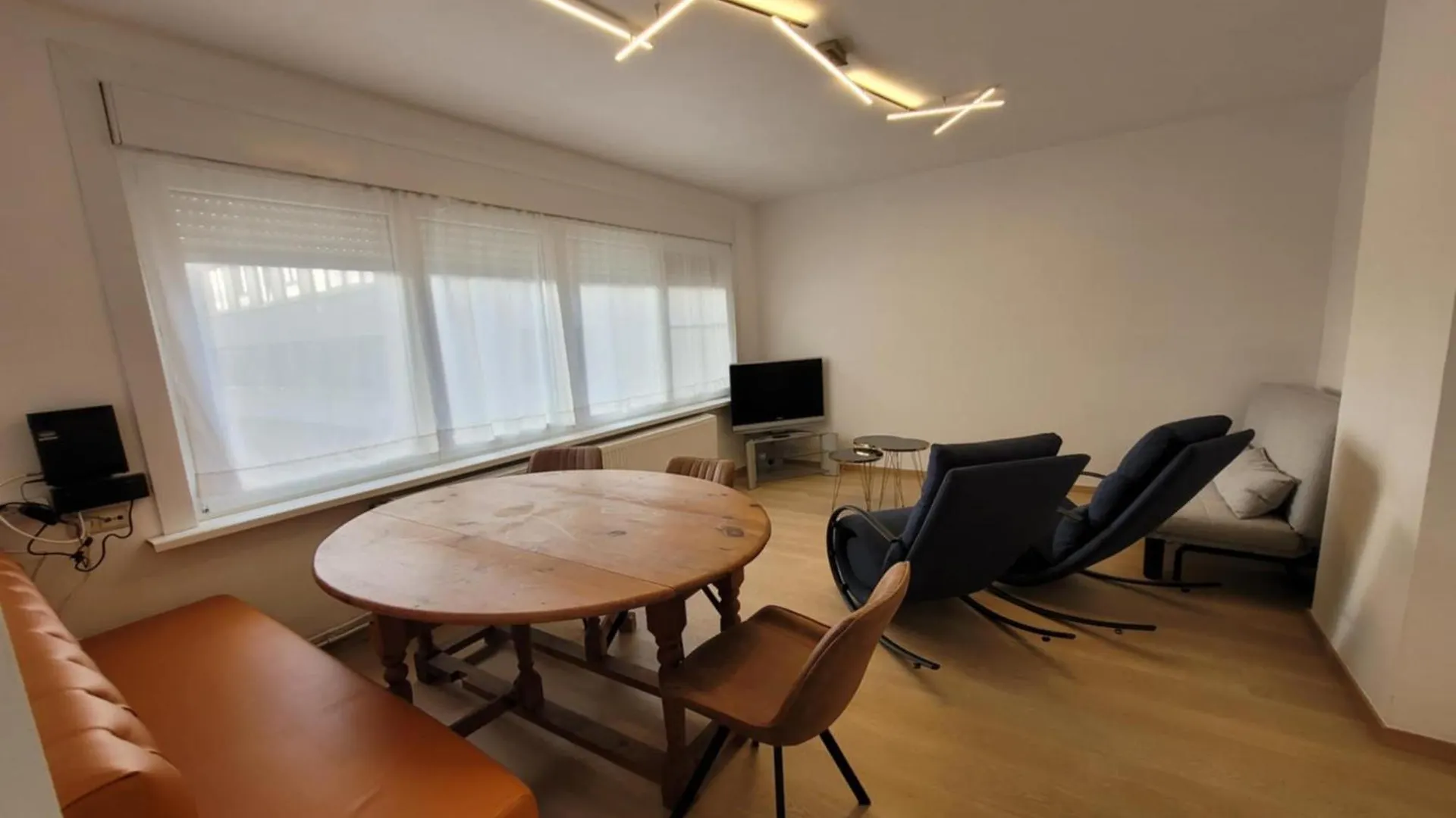 Apartment Ruim Appartement Dichtbij Zee Ostend Belgium
